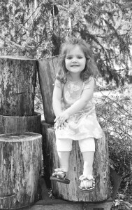 Nikon F2 Photomic (1971) - Kodak Tri-X 400 - Elle - South Ogden, Utah