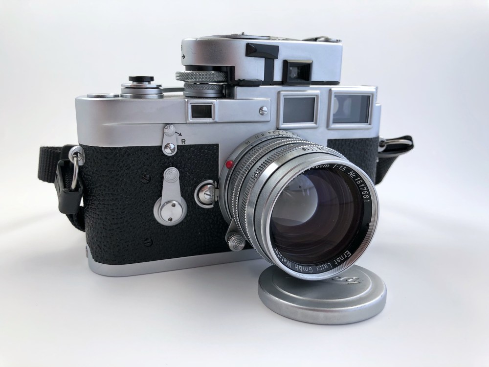 Leica M3 (1959) single stroke with Leica Meter MR and 50mm Summarit f/1.5 lens