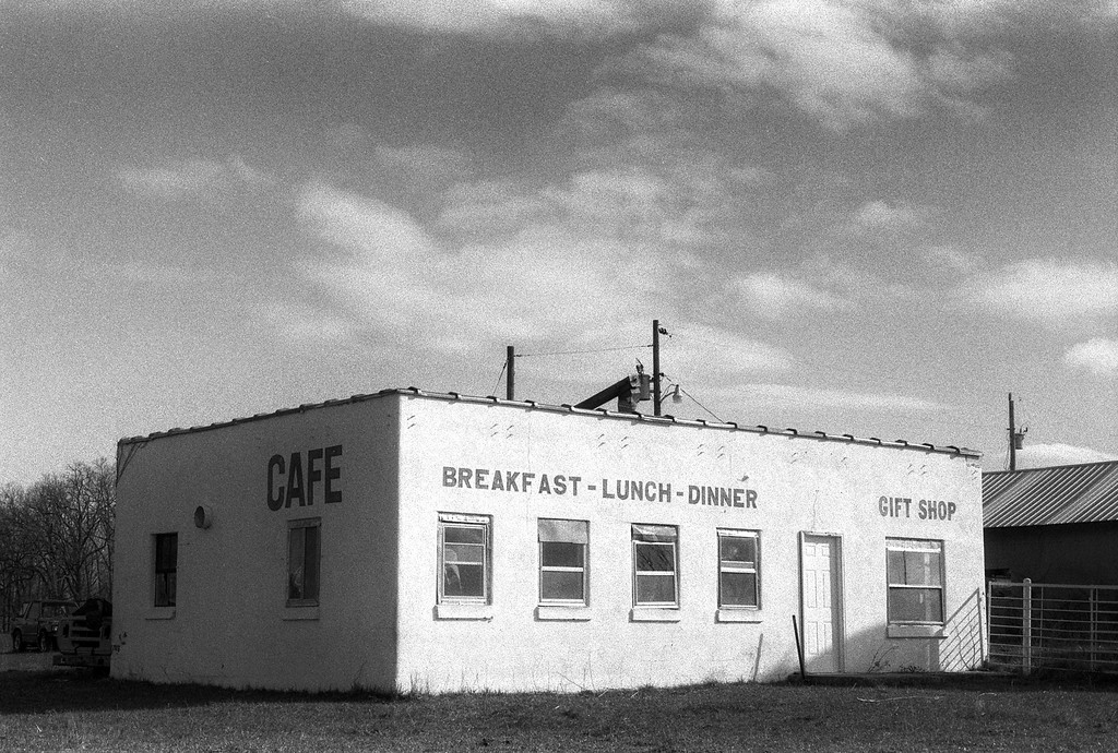 Underpass Café - Route 66 - Phillipsburg, Missouri