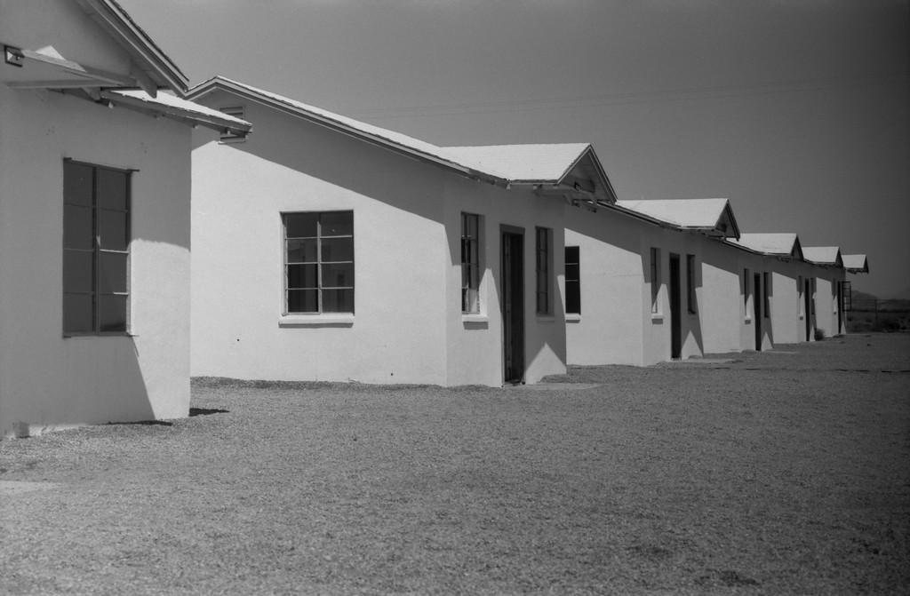 Roy's Motel and Cafe in Amboy, California