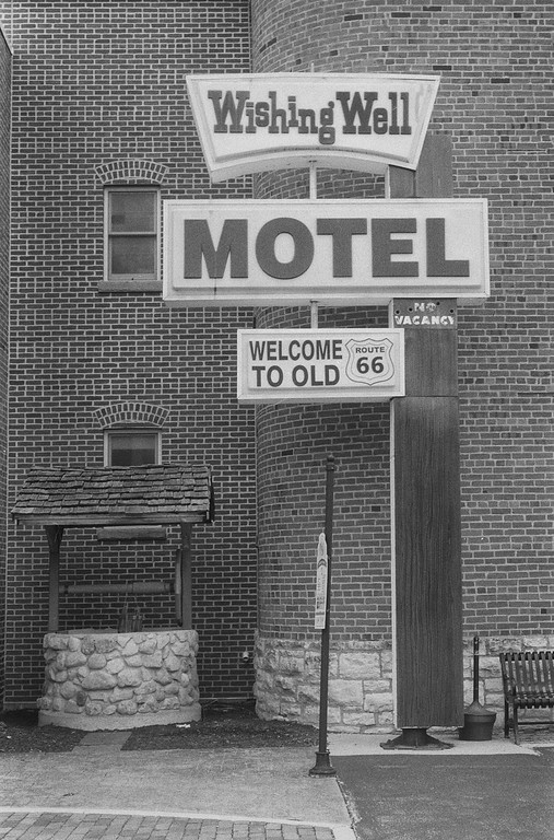 Wishing Well Motel - Route 66 - Pontiac, Illinois