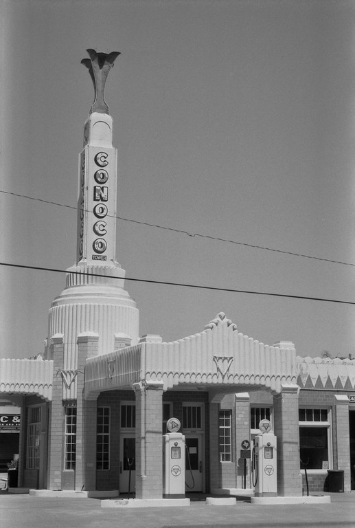 Conoco Tower Station & U-Drop Inn Cafe - Shamrock, Texas