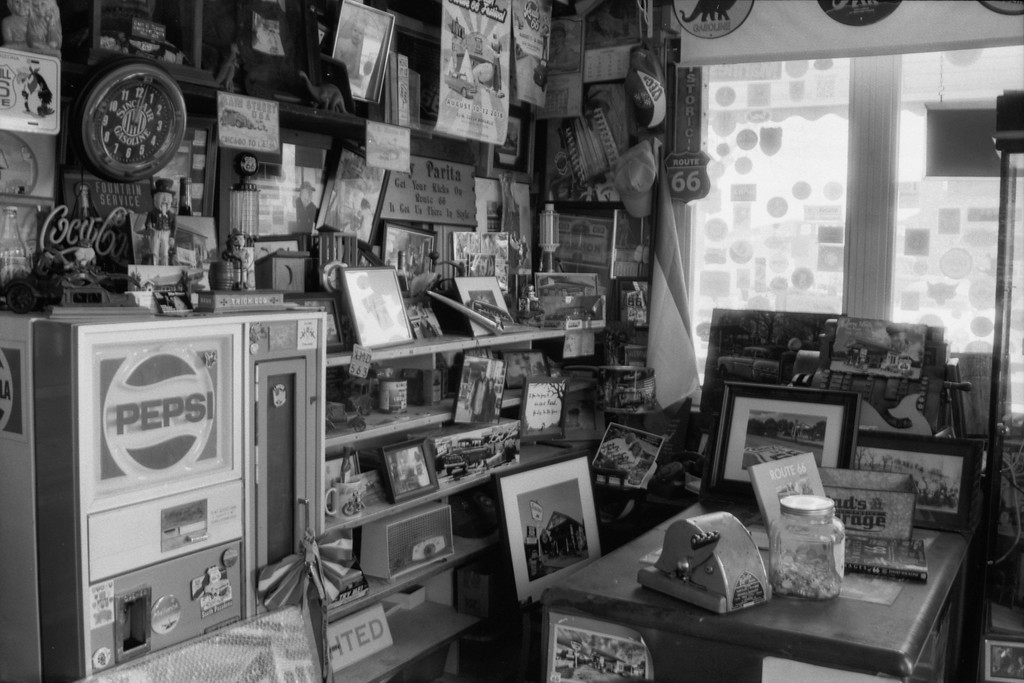 Gary's Gay Parita Sinclair Station - Route 66, Paris Springs, Missouri