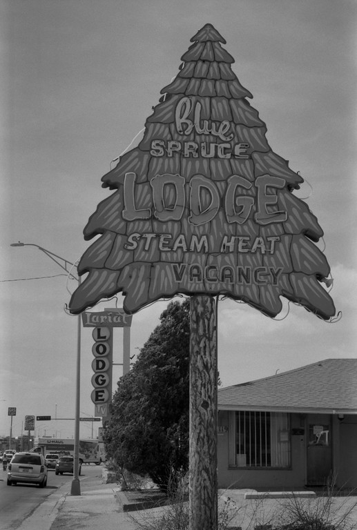 Blue Spruce Lodge - Route 66 - Gallup, New Mexico