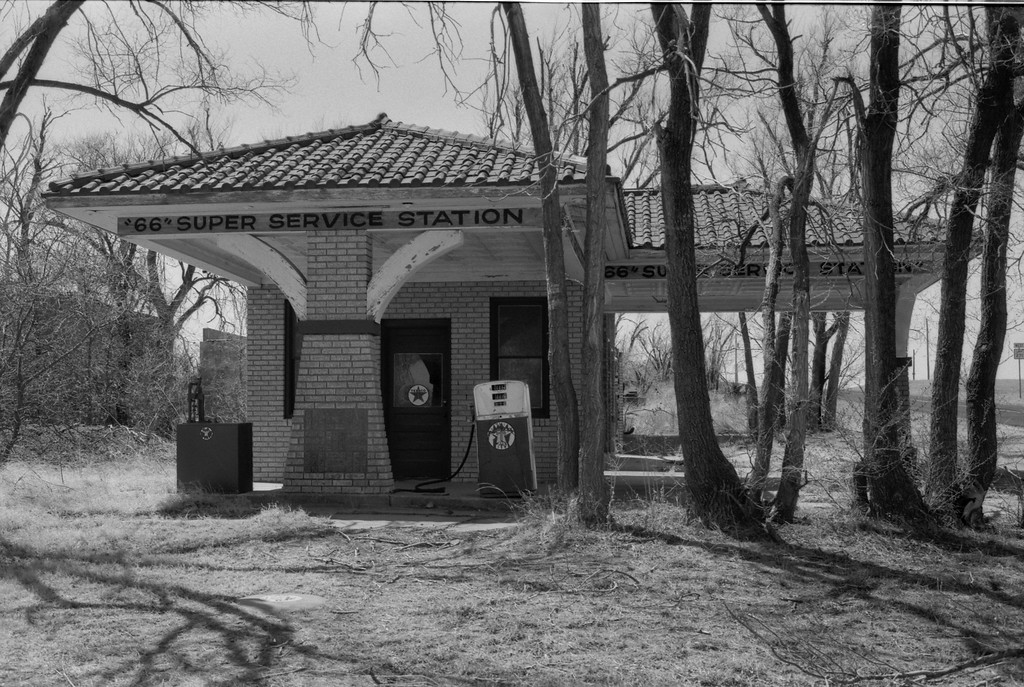 Texaco Super Service Station - Route 66 - Alanreed, Texas