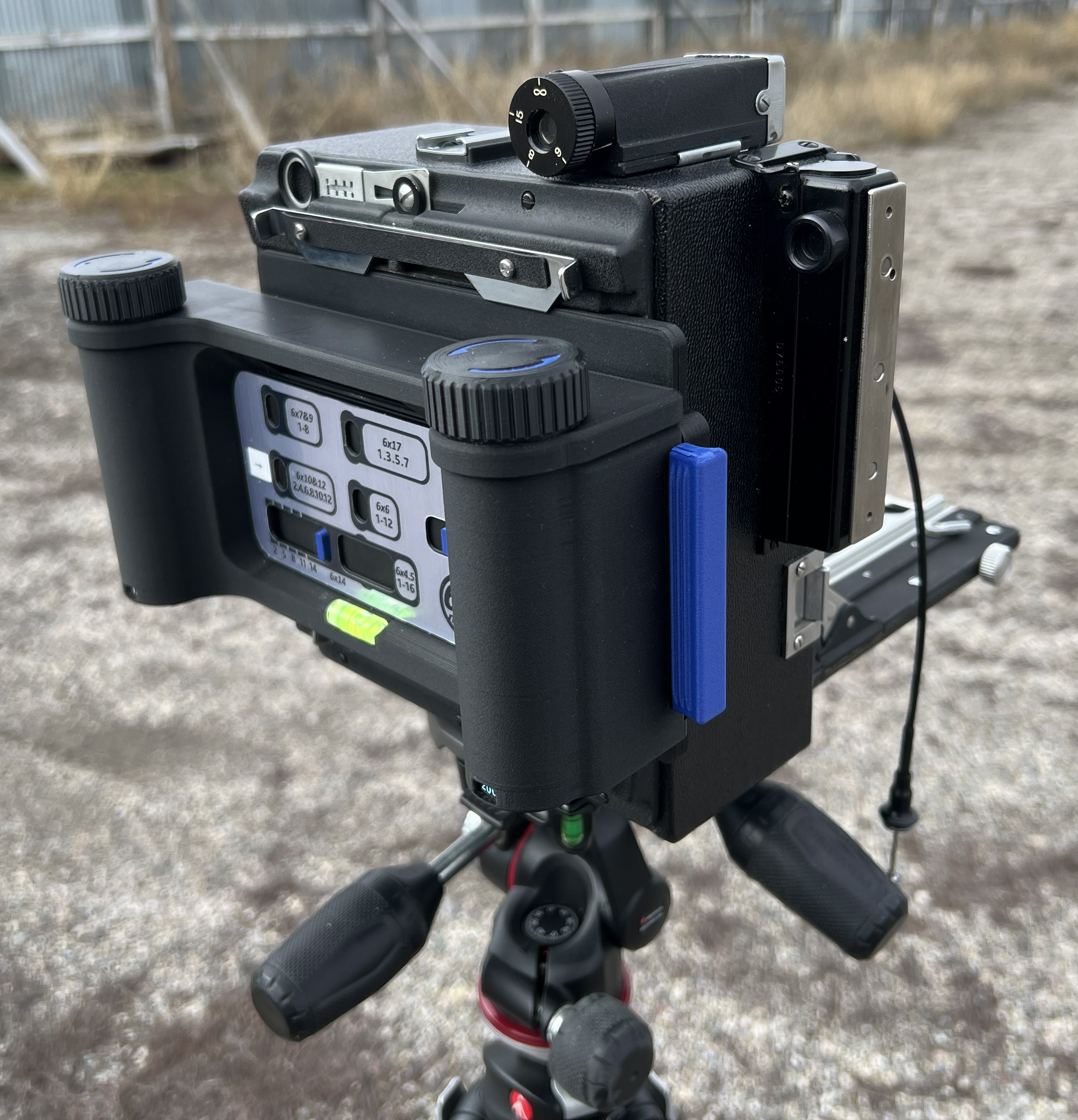 6X Mini on 1955 Graflex Pacemaker - Roll Back